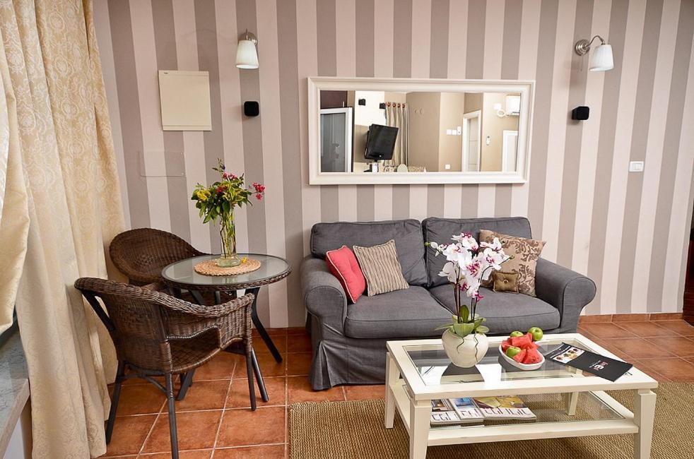 Hufsha Berama Villa ฮัดเนส ภายนอก รูปภาพ