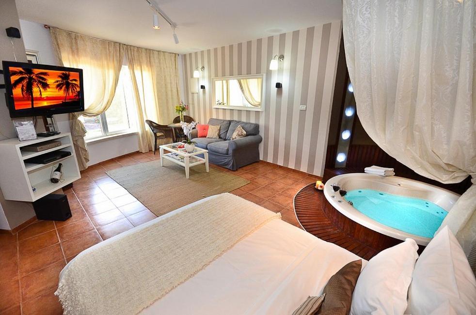 Hufsha Berama Villa ฮัดเนส ภายนอก รูปภาพ
